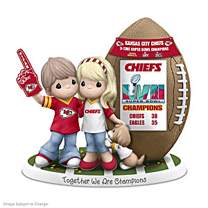 Super Bowl LVII Champions Chiefs Couple Figurine