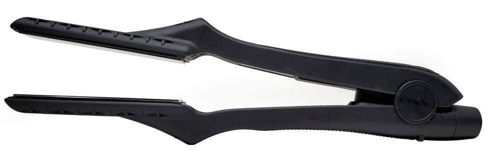 croc titanium straightener