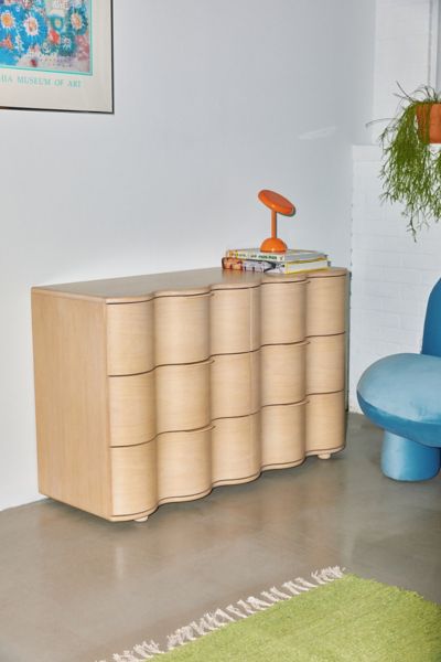 Aria 6-Drawer Short Squiggle Dresser