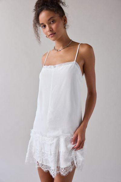 Kimchi Blue Up In The Air Tiered Lace Slip Mini Dress