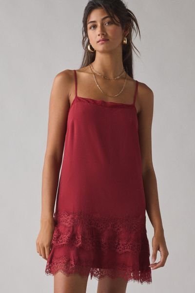 Kimchi Blue Up In The Air Tiered Lace Slip Mini Dress