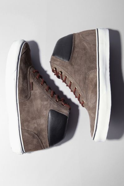 vans switchback boot