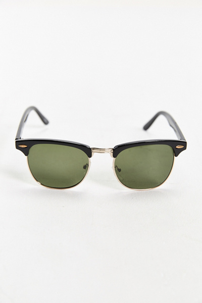 does my dog need glasses