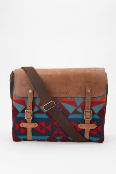 medium backpack women's