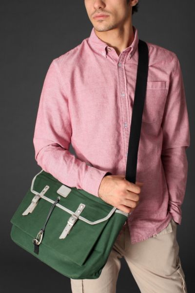 urban outfitters messenger bag