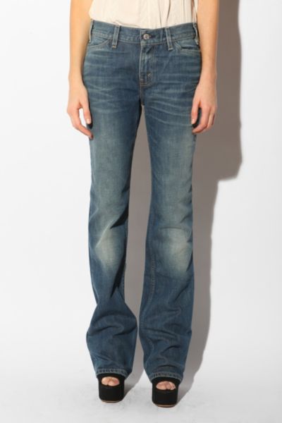 Levi's Vintage Flare Jean - Rinsed Denim | Urban Outfitters