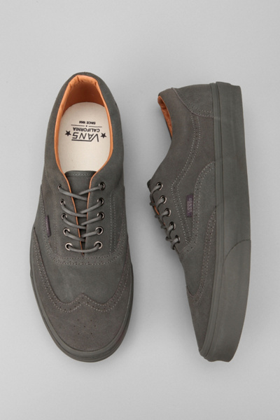 vans era wingtip suede