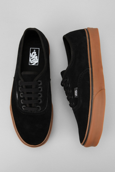 vans authentic black gum