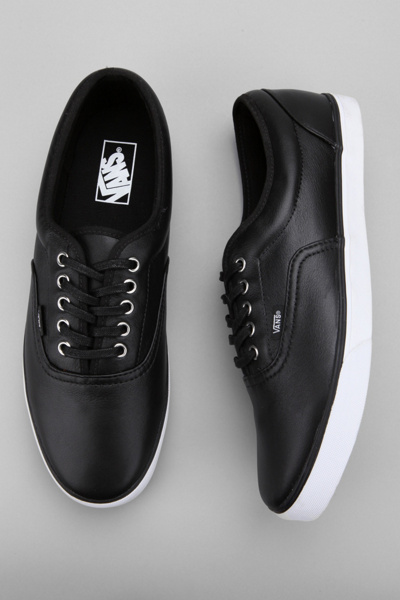 vans authentic golden coast black white