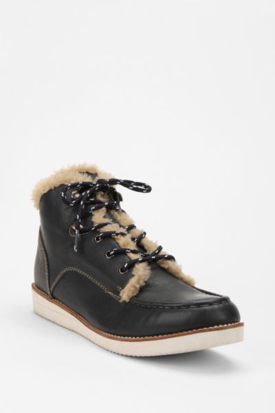 sherpa lined lace up boots