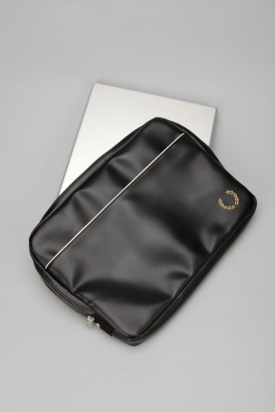 fred perry laptop case