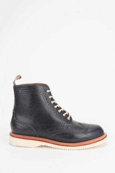 dr martens bentley brogue boot