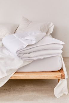 Slide View: 1: Lightweight Down Alternative Duvet Insert