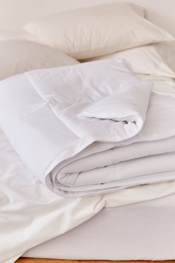 Lightweight Down Alternative Duvet Insert Urban Outfitters