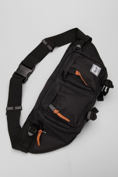 herschel eighteen waist bag