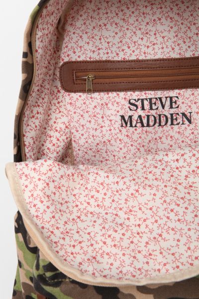 steve madden camo backpack