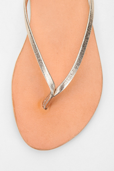 skinny strap flip flops