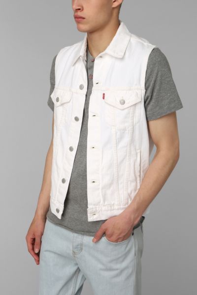 levis white vest