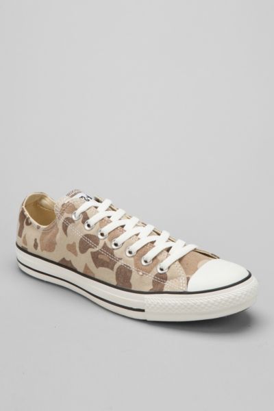 camouflage converse low top
