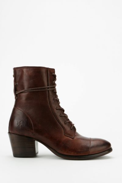 frye courtney boot