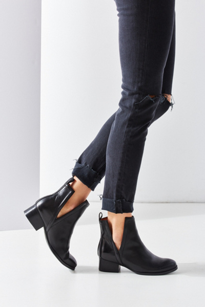 jeffrey campbell oriley boot