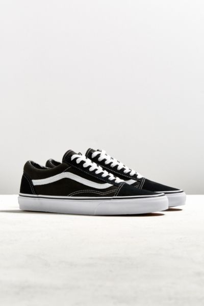 vans old skool black urban outfitters