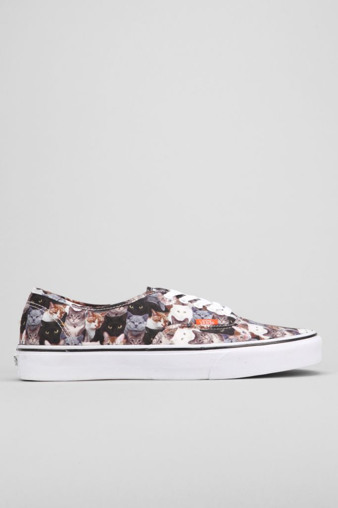 Vans X ASPCA Cats Authentic Men's Sneaker | Urban Outfitters