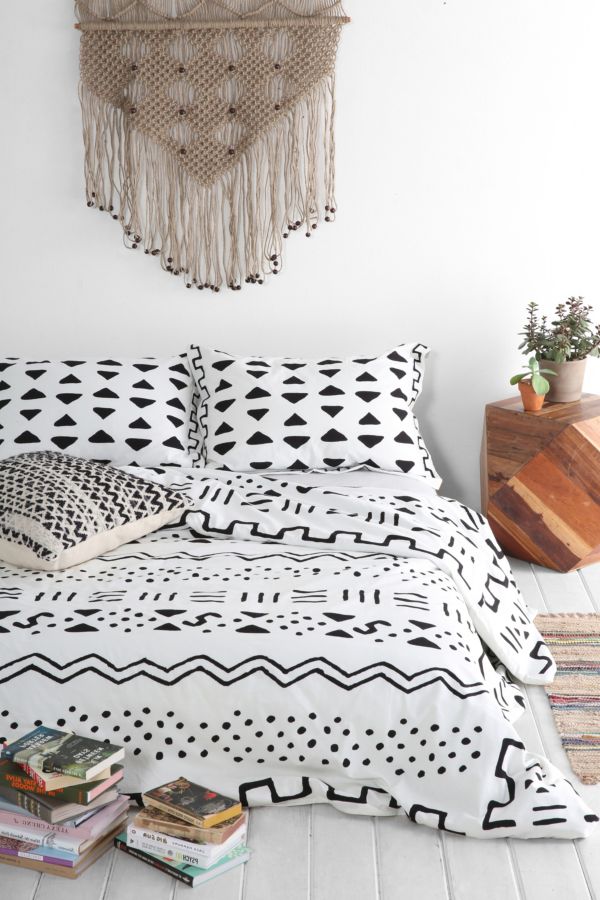 4040 Locust Mari Mod Duvet Cover Urban Outfitters