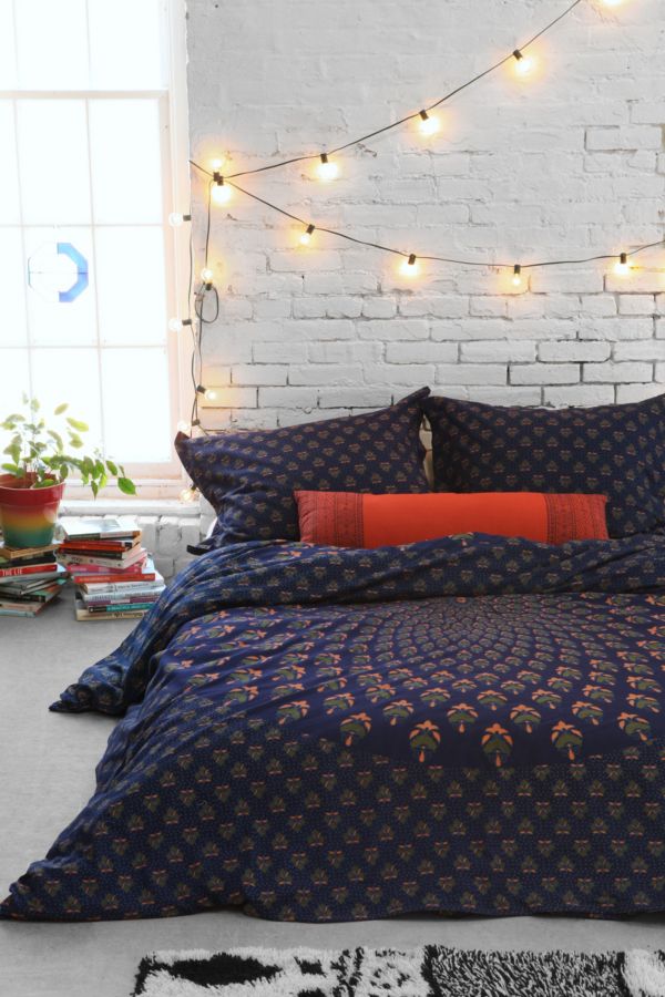 Magical Thinking Meadow Paisley Medallion Duvet Cover Urban