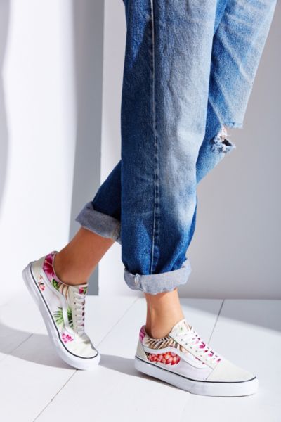 vans hawaiian floral old skool sneaker