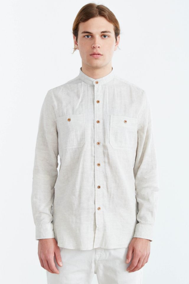 Vanishing Elephant Collar Linen Button-Down Shirt | Urban Outfitters