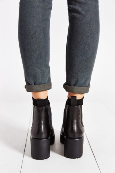 dioon platform chelsea bootie