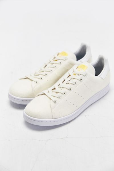 urban outfitters stan smith