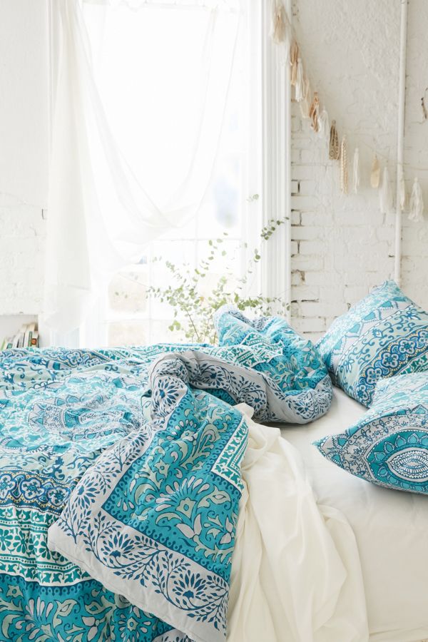 Plum Bow Katara Medallion Comforter Urban Outfitters