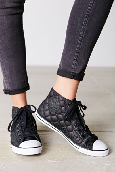 chuck taylor dainty high tops