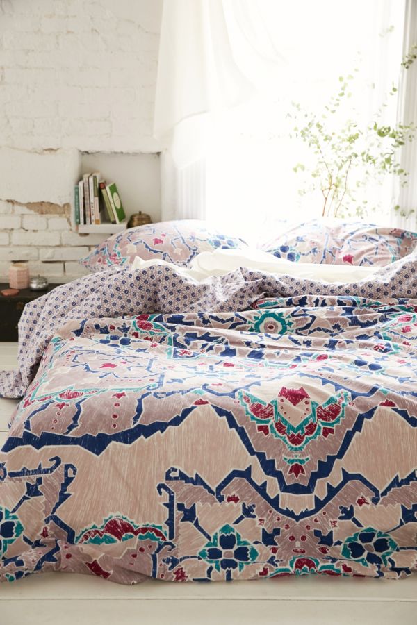 Plum Bow Amari Medallion Duvet Cover Urban Outfitters