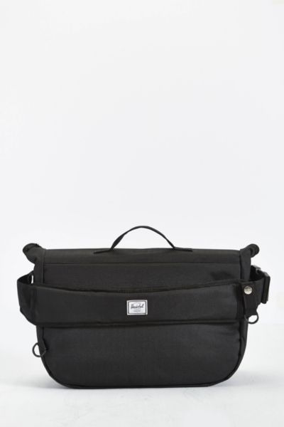 pop quiz messenger bag