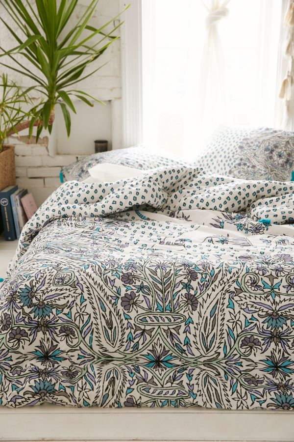 Magical Thinking Festive Elephant Comforter Urban Outfitters