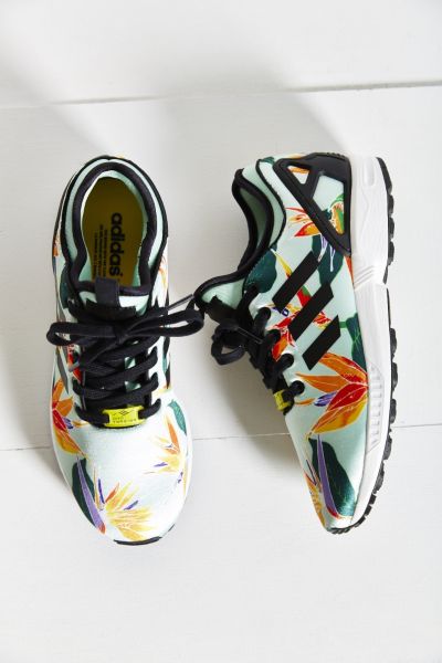 adidas torsion tropical