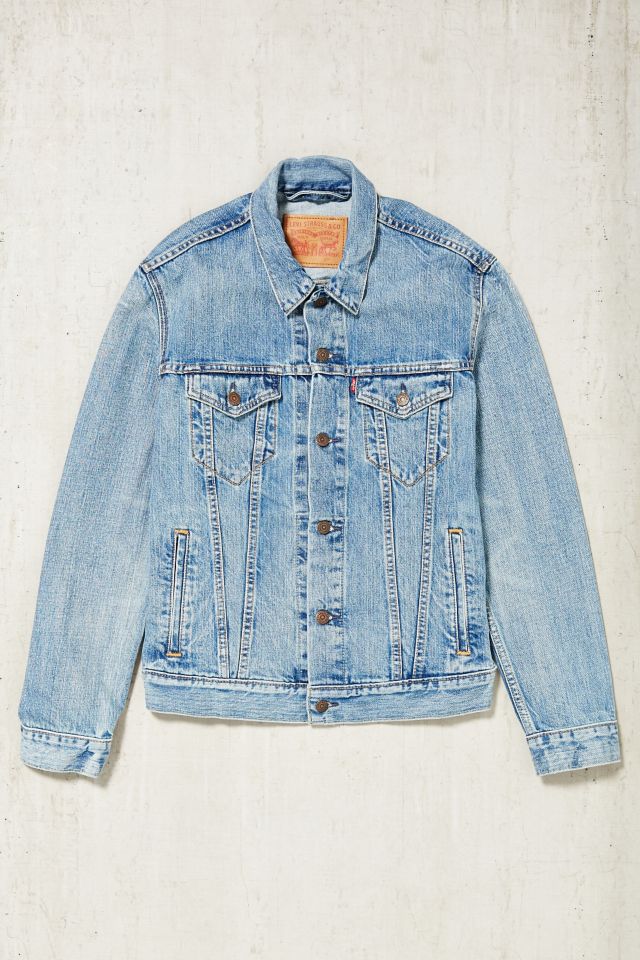 Levis Icy Denim Trucker Jacket Urban Outfitters 0125