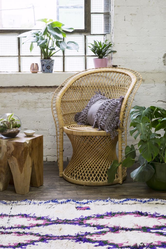 urban outfitters wicker chair