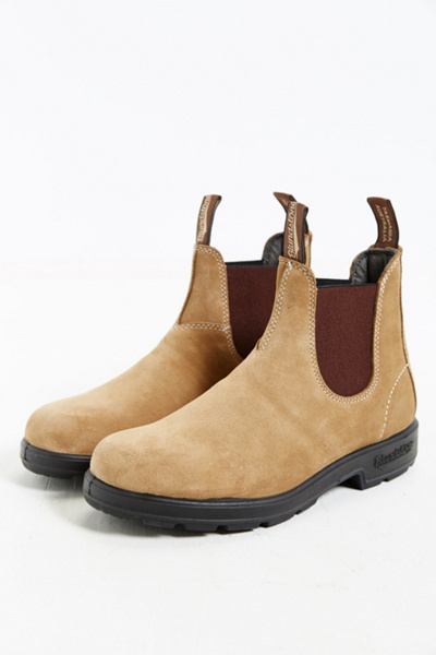 urban outfitters blundstone