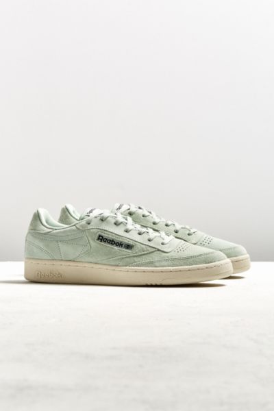 urban outfitters reebok club c