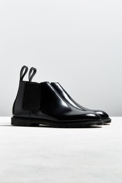 uo cara leather chelsea boot