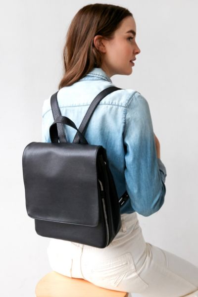 kimchi blue backpack