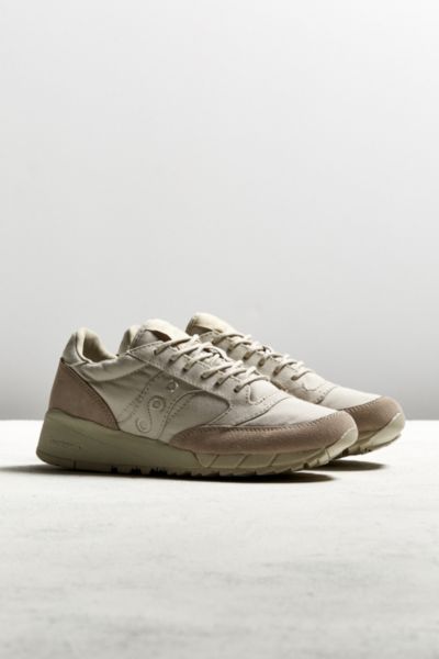 saucony jazz urban outfitters