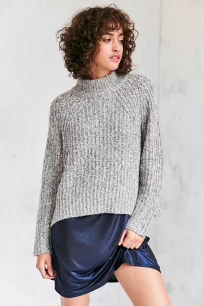 urban outfitters mock neck sweater