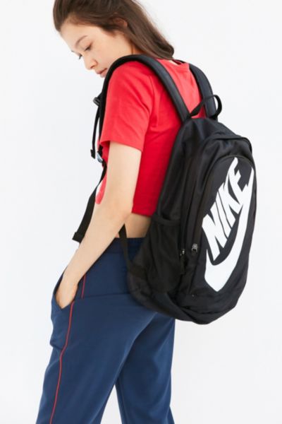 nike hayward futura 2.0 backpack review