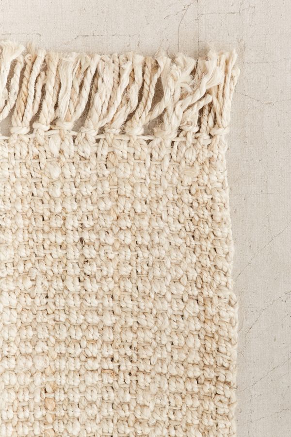 Slide View: 3: Chunky Fringe Woven Jute Rug