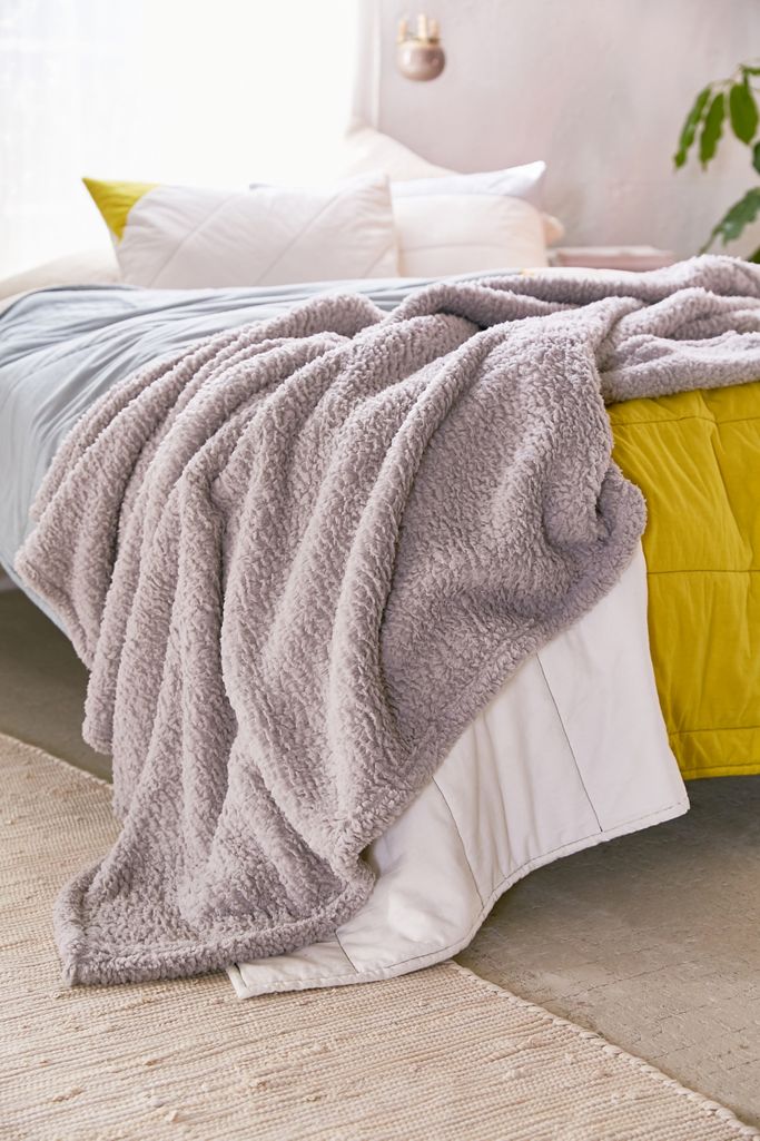 Amped Fleece Throw Blanket Urban Outfitters